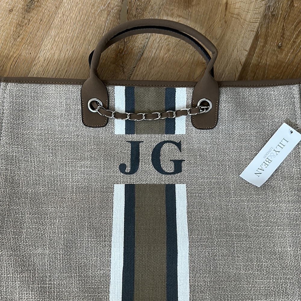Lily & Bean The Lily Canvas Weekender Soft Fawn Jumbo Tote Bag JG Initials NWT - Picture 2 of 16
